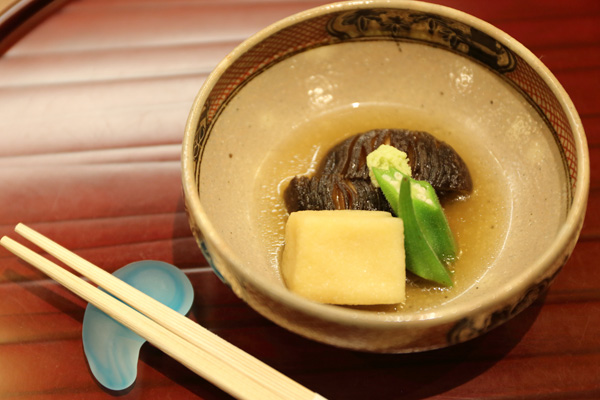 椎茸 オクラ 高野豆腐の煮ばなおでん
