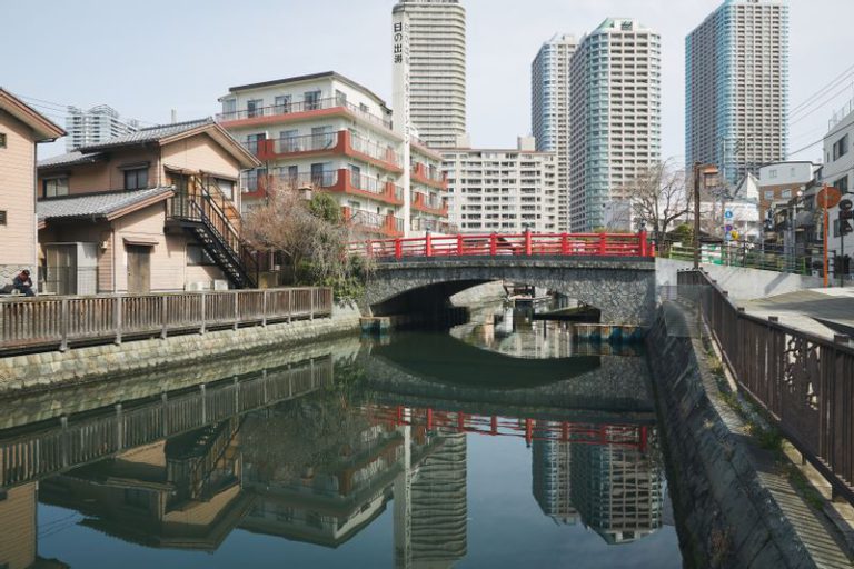 中央区佃の風景